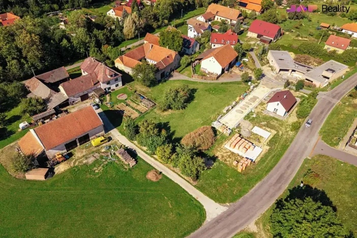 Prodej pozemku pro bydlení, Benátky, 856 m2