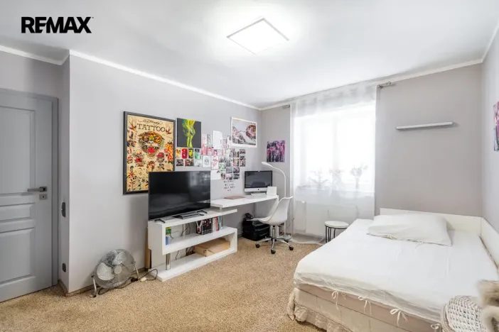 Pronájem bytu 3+kk, Karlovy Vary, Dr. Davida Bechera, 82 m2