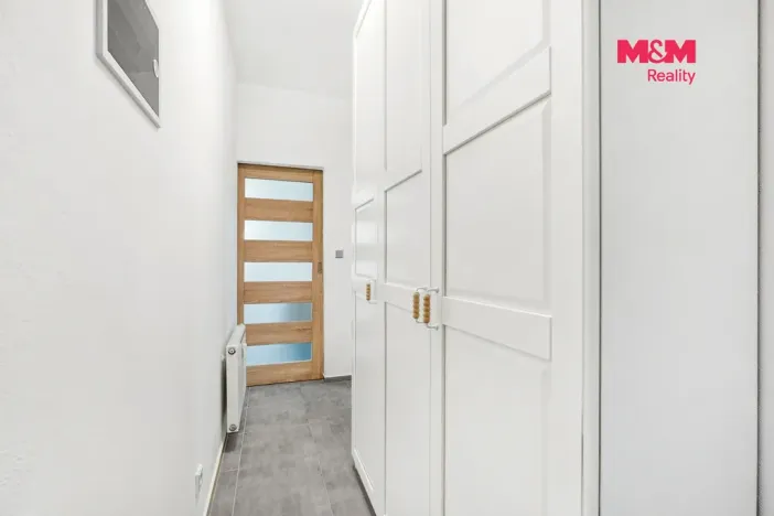 Prodej bytu 3+kk, Velemín - Oparno, 43 m2