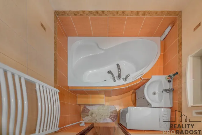 Prodej bytu 3+1, Moravský Krumlov, Sídliště, 73 m2