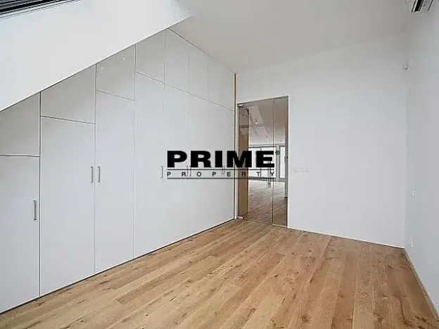 Pronájem bytu 4+kk, Praha - Vinohrady, Laubova, 200 m2