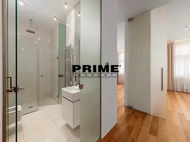 Pronájem bytu 5+kk, Praha - Vinohrady, Laubova, 184 m2