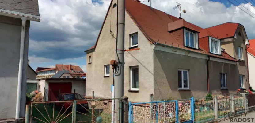Prodej rodinného domu, Krnov - Pod Bezručovým vrchem, Maxima Gorkého, 80 m2