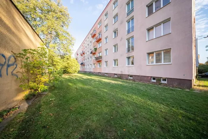 Prodej bytu 2+1, Plzeň, Blatenská, 55 m2