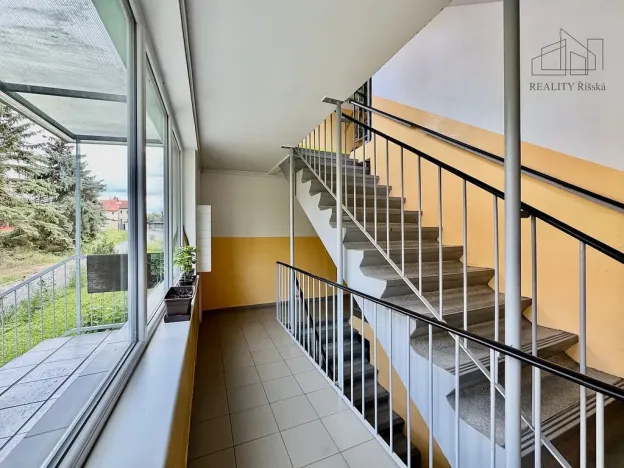 Pronájem bytu 3+1, Průhonice, Na Sídlišti III, 66 m2