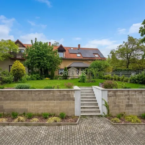 Prodej rodinného domu, Chomutov, Čelakovského, 300 m2