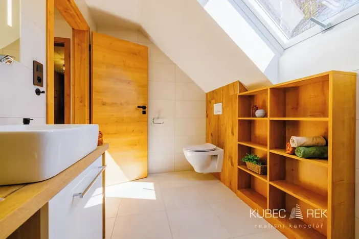 Prodej rodinného domu, Horní Planá, 82 m2