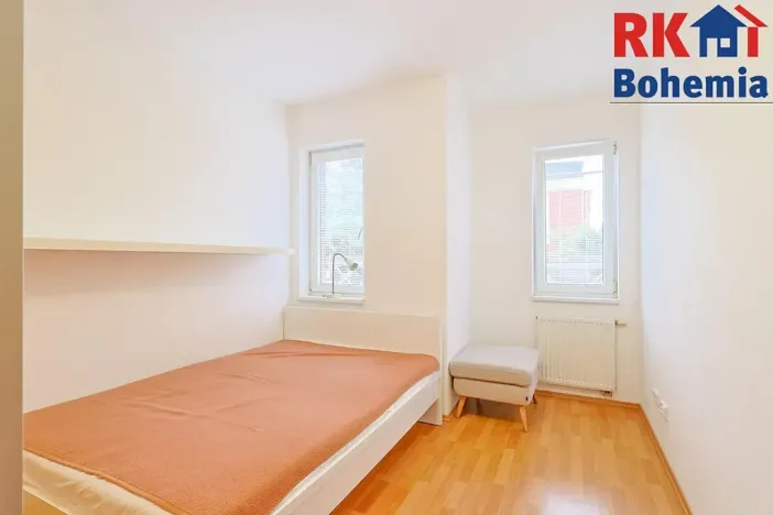 Pronájem bytu 2+kk, Úvaly, U Hostína, 39 m2