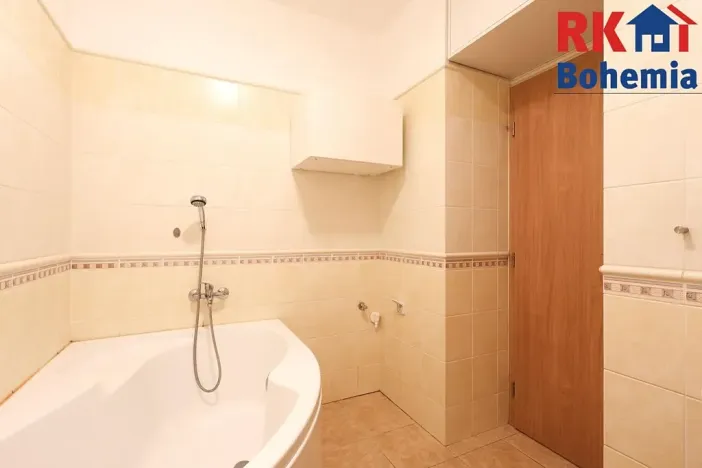 Pronájem bytu 2+kk, Úvaly, U Hostína, 39 m2