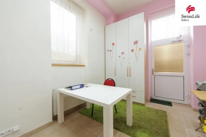Prodej komerční nemovitosti, Praha - Michle, Jihlavská, 330 m2