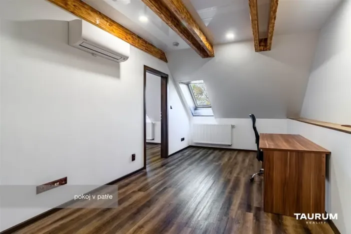 Prodej rodinného domu, Přehýšov, 366 m2