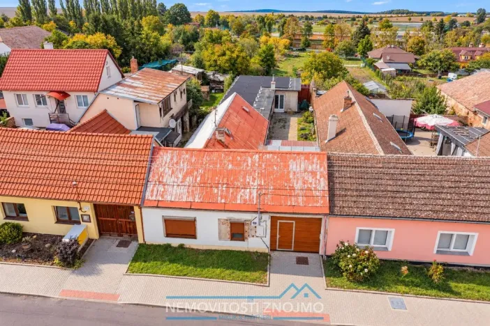 Prodej rodinného domu, Chvalovice, 220 m2