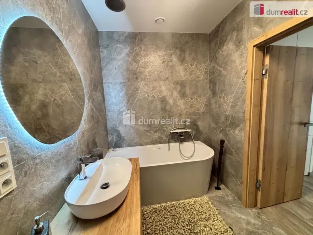Pronájem bytu 2+kk, Zlín - Kudlov, Filmová, 90 m2