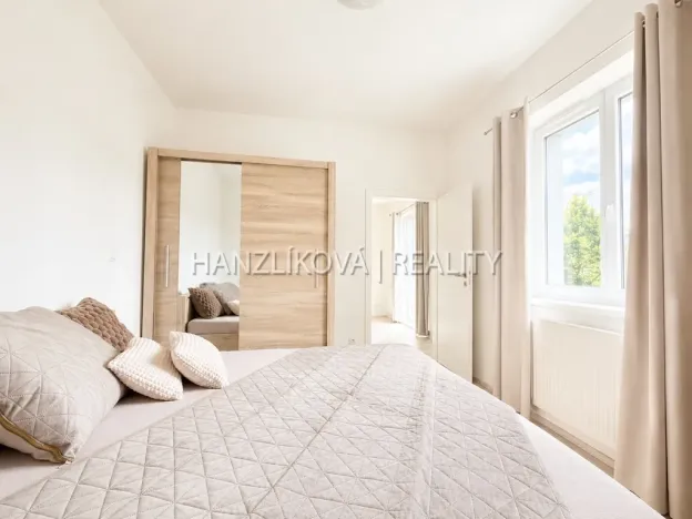 Pronájem bytu 2+kk, České Budějovice - České Budějovice 2, U Boru, 40 m2