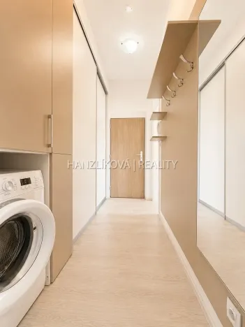 Pronájem bytu 2+kk, České Budějovice - České Budějovice 2, U Boru, 40 m2