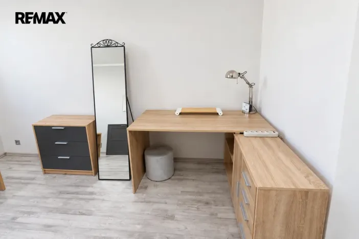 Pronájem bytu 2+kk, Praha - Vokovice, Lužná, 70 m2