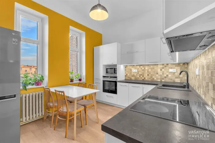 Prodej bytu 3+1, Hradec Králové, Škroupova, 80 m2