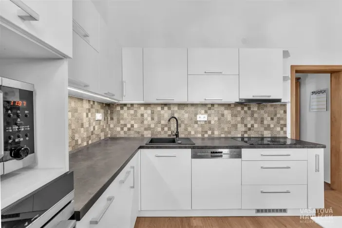 Prodej bytu 3+1, Hradec Králové, Škroupova, 80 m2