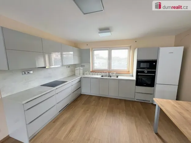 Prodej rodinného domu, Kunovice, Luční, 100 m2