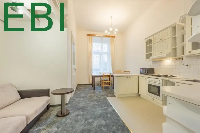 Prodej bytu 3+1, Praha, Římská, 121 m2