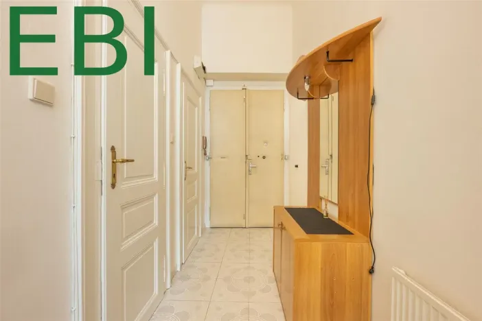 Prodej bytu 3+1, Praha, Římská, 121 m2