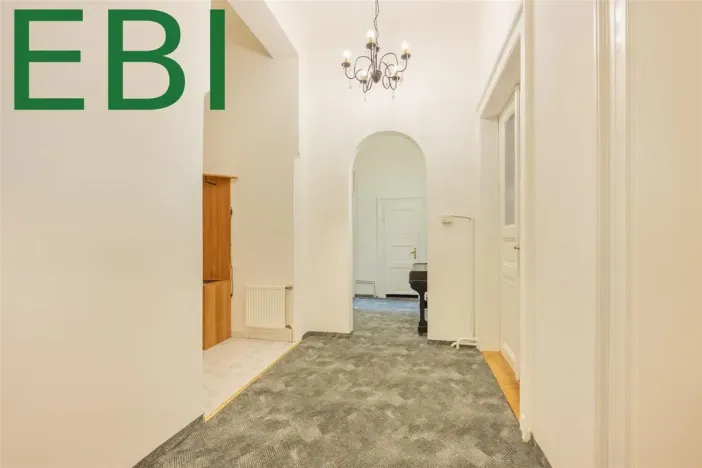 Prodej bytu 3+1, Praha, Římská, 121 m2