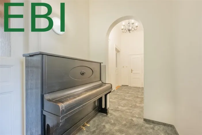 Prodej bytu 3+1, Praha, Římská, 121 m2