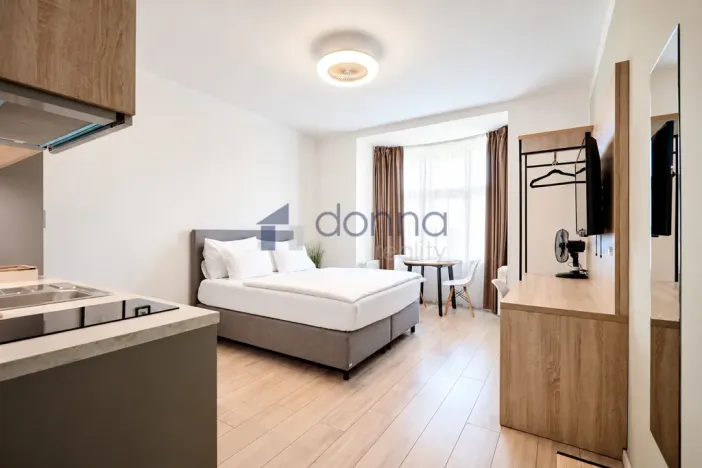 Pronájem bytu 1+kk, Praha, Strakonická, 27 m2