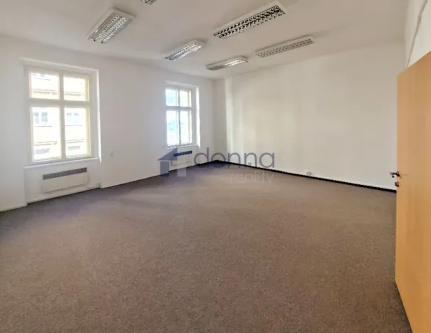 Pronájem kanceláře, Praha, Novákových, 136 m2