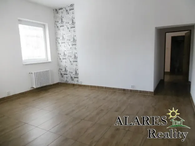 Pronájem bytu 1+1, Praha - Hostavice, Pasecká, 50 m2