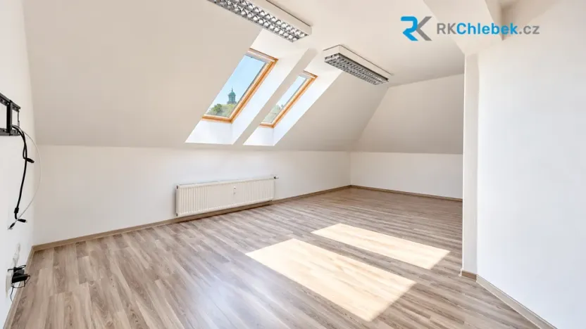 Pronájem kanceláře, Frýdek-Místek, Josefa Václava Sládka, 29 m2