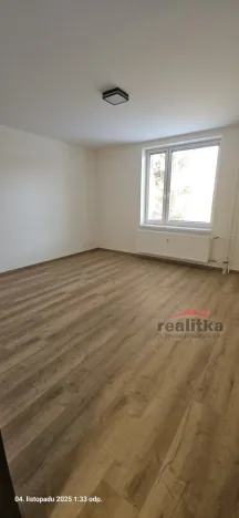 Pronájem bytu 1+1, Opava, U Střelnice, 36 m2