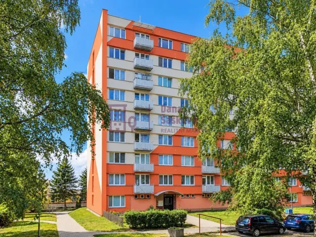 Pronájem bytu 3+1, Jindřichův Hradec - Jindřichův Hradec III, sídliště Vajgar, 65 m2