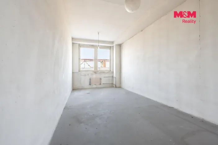 Prodej výrobních prostor, Kladno, Buštěhradská, 3032 m2