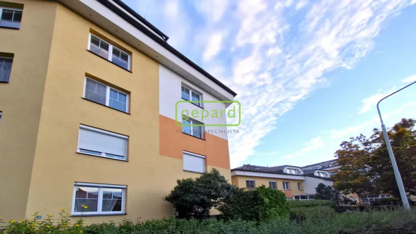 Pronájem bytu 2+kk, Praha - Libeň, Společná, 46 m2