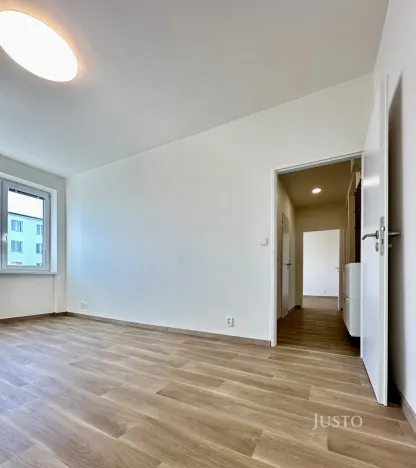 Pronájem bytu 2+1, Praha - Záběhlice, Střimelická, 56 m2