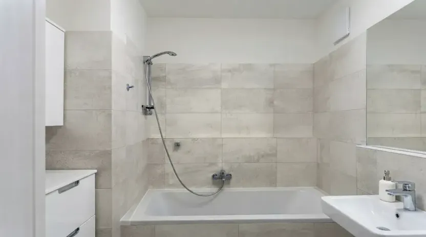 Pronájem bytu 2+kk, Praha - Karlín, U Mlýnského kanálu, 65 m2