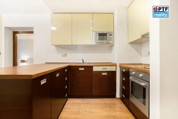 Pronájem bytu 2+kk, Plzeň, U Borského parku, 52 m2