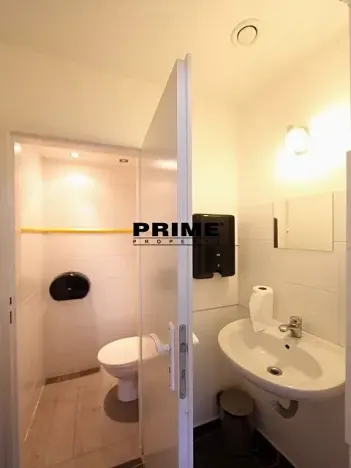 Pronájem obchodního prostoru, Praha - Nové Město, Lazarská, 50 m2