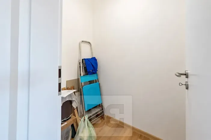Pronájem bytu 1+kk, Praha - Hlubočepy, Pivcova, 29 m2