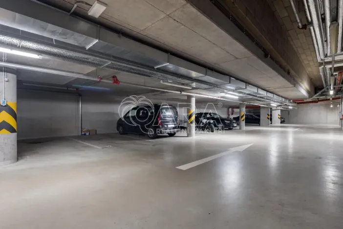 Pronájem bytu 3+kk, Praha - Vysočany, Strnadových, 83 m2