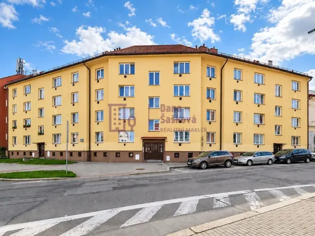 Pronájem bytu 1+kk, Jindřichův Hradec - Jindřichův Hradec II, Nádražní, 25 m2