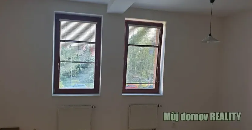 Pronájem bytu 1+kk, Praha - Hostivař, Pražská, 27 m2
