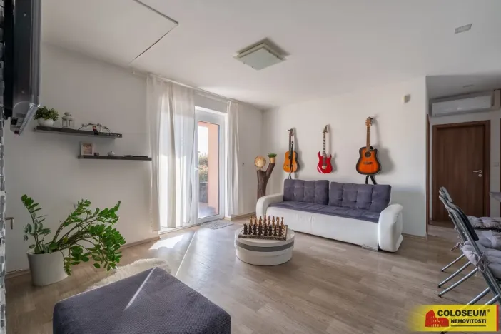 Prodej rodinného domu, Hrušovany nad Jevišovkou, 83 m2