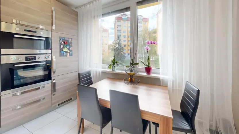 Prodej bytu 3+1, Jirkov, K. Marxe, 78 m2