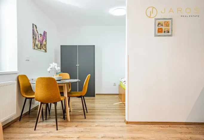 Prodej rodinného domu, Hořičky, 338 m2