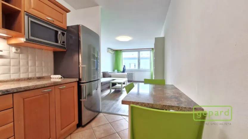 Pronájem bytu 3+kk, Praha - Kobylisy, Hovorčovická, 76 m2