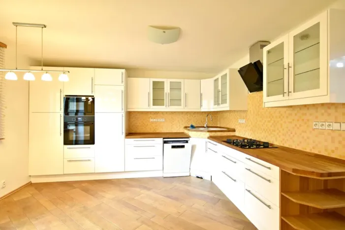 Prodej bytu 3+kk, Praha - Košíře, Destinové, 65 m2