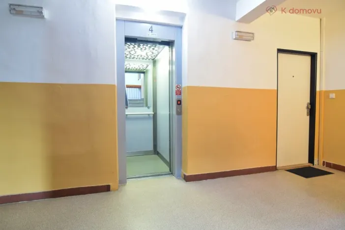Prodej bytu 4+1, Zlín, Slunečná, 90 m2