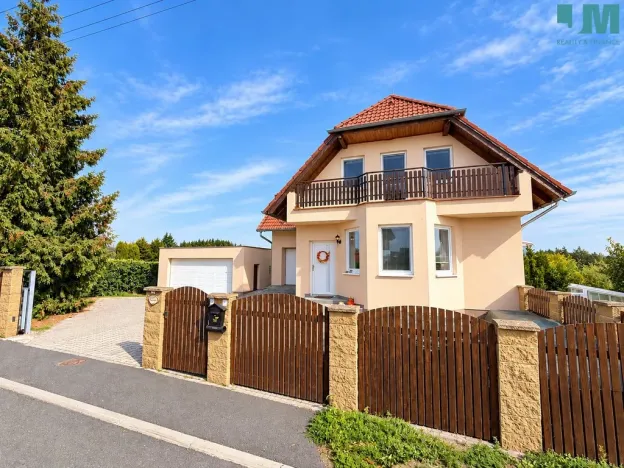 Prodej rodinného domu, Kojetice, 330 m2
